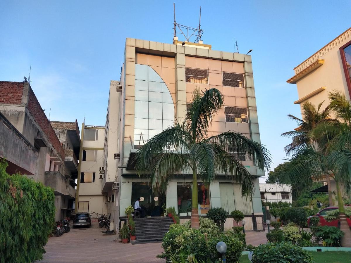 Varanasi Palace Exterior foto
